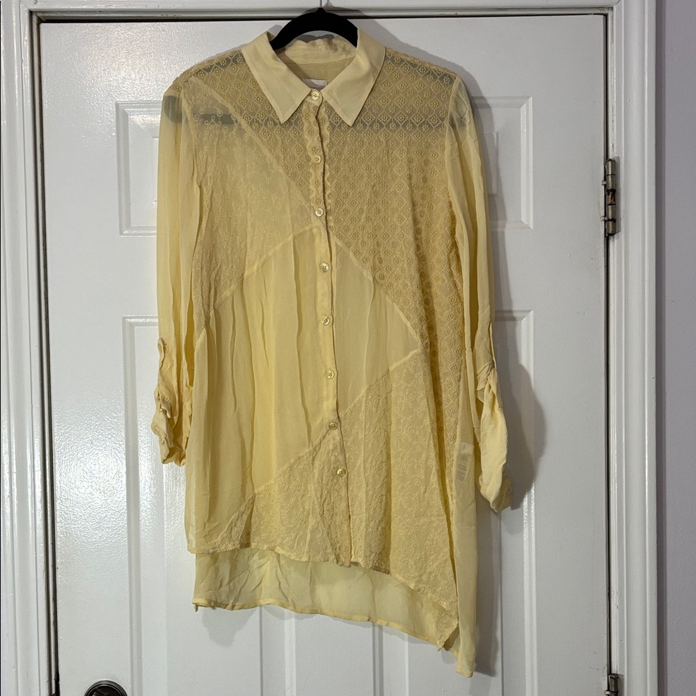 Chicos brand blouse Size Large